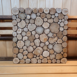 Панно из можжевельника 500х500 мм 3020