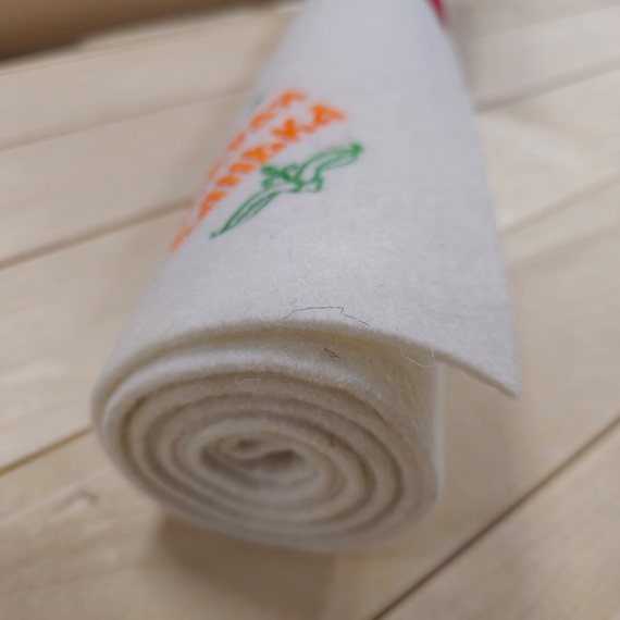 Подстилка "Скрутка"  белая 150*50 см  с вышивкой (арт.311300) 660